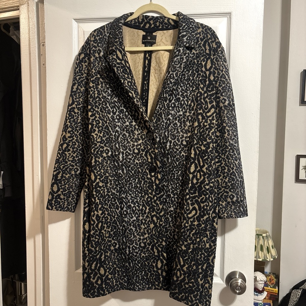 Worthington Black and navy and tan Animal Print over Coat